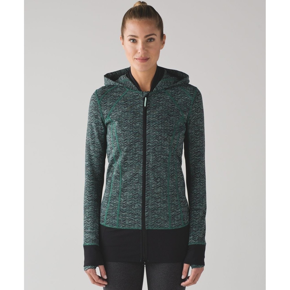 Lululemon Daily Practice Jacket Size 4 Hooded Running Lightweight Performance